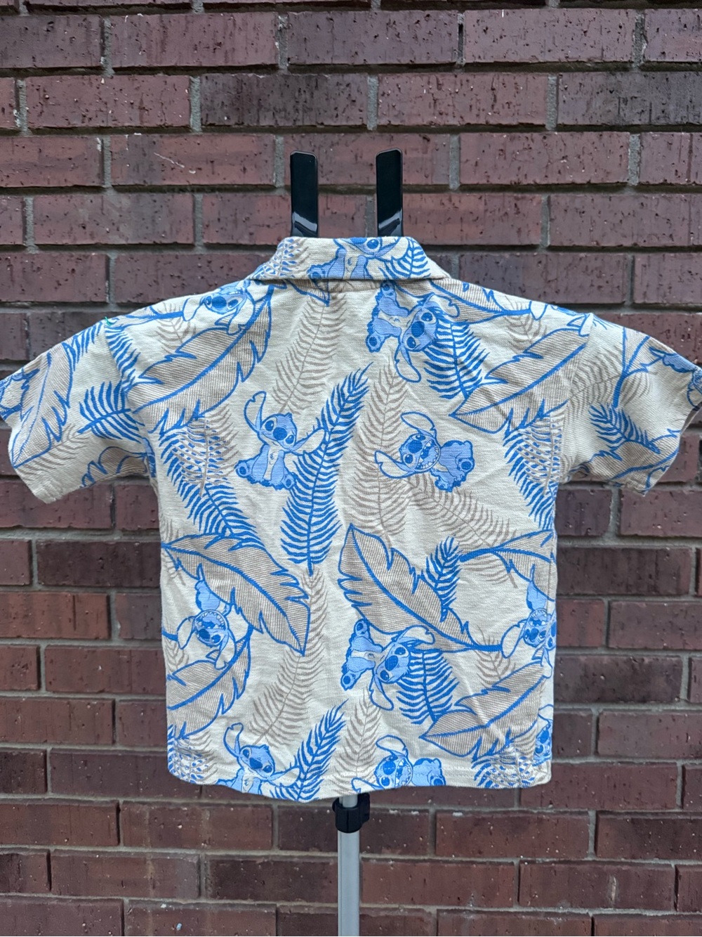 Disney Stitch Boys Hawaiian Button Up Resort Shirt Size 4T Tropical Toddler EUC - Picture 4 of 6